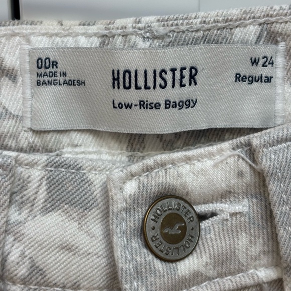 EUC Hollister Camo Low Rise Baggy Jeans Size 00R W24 raw edge - Picture 2 of 12
